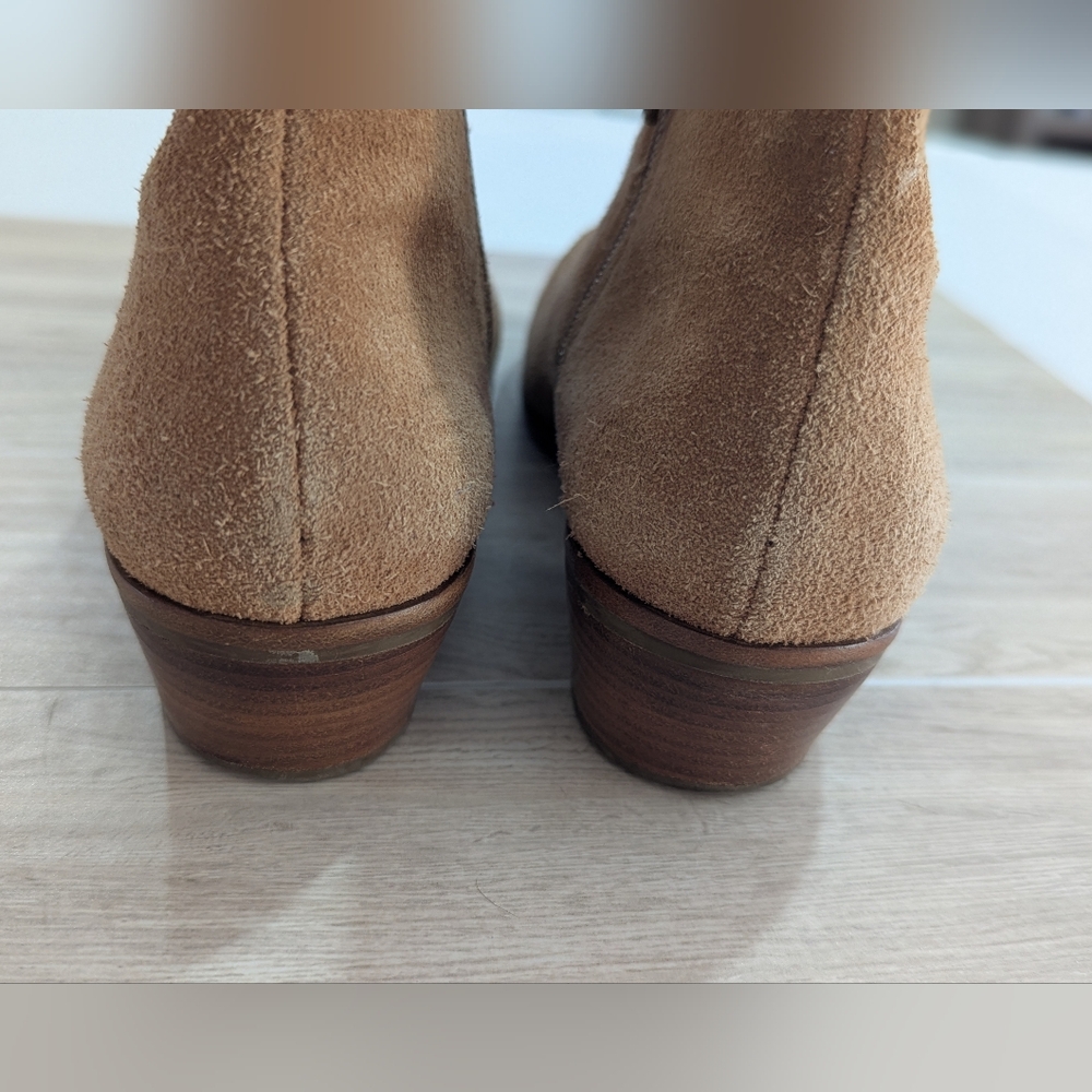 Jack Rogers Light Brown Suede Ankle Booties Size 6.5M *NWOB - Picture 6 of 9